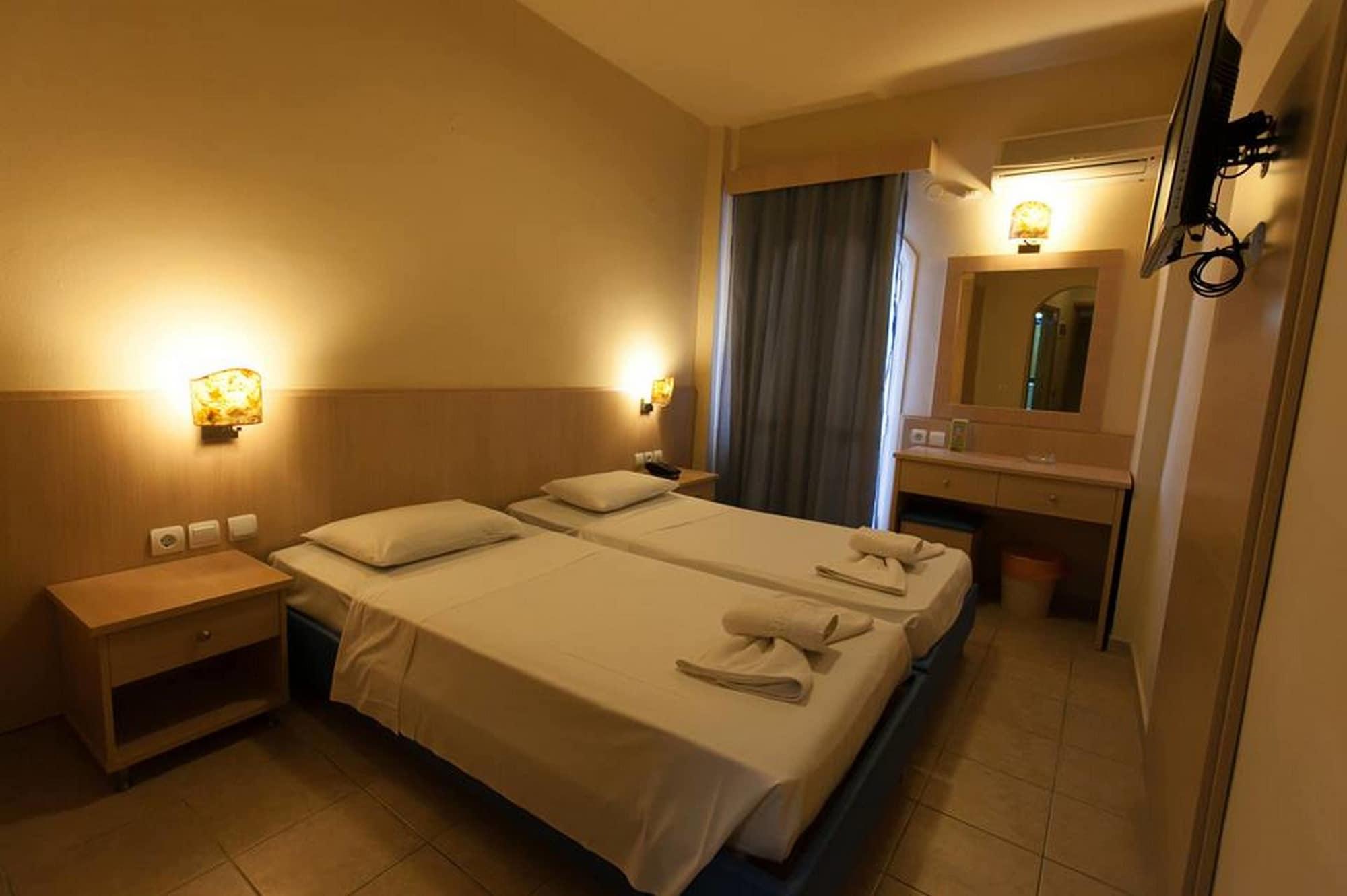 Pela Maria Hotel Hersonissos (Crete) Exterior foto
